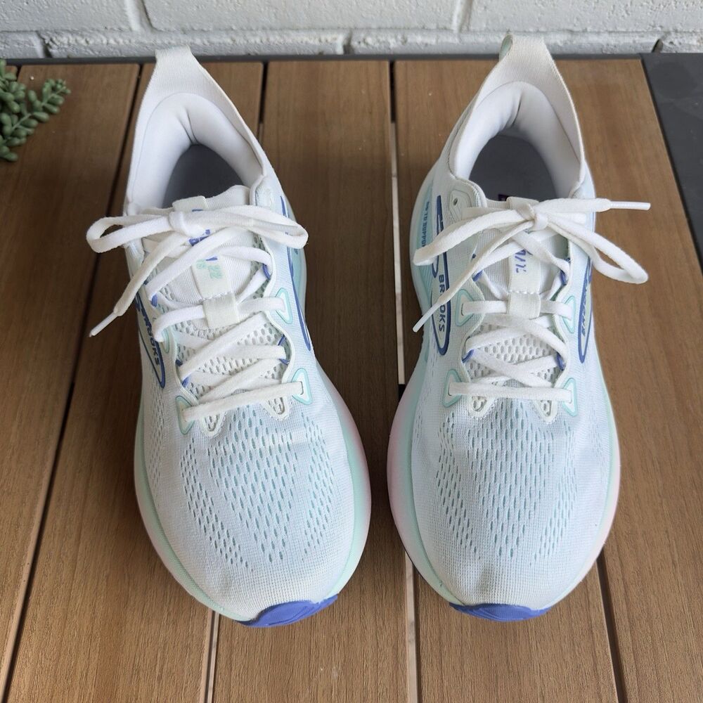 Brooks Glycerin GTS 22 Women’s 10 B White Limpet Shell Amparo Blue Running.